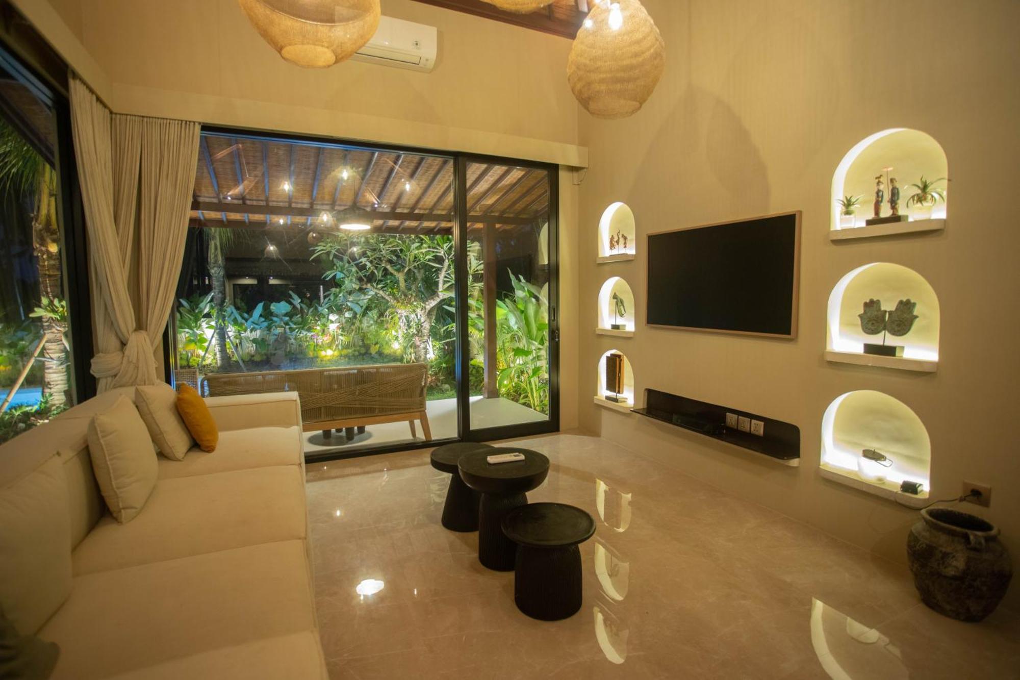 Adi Laxmi Villa Ubud Esterno foto