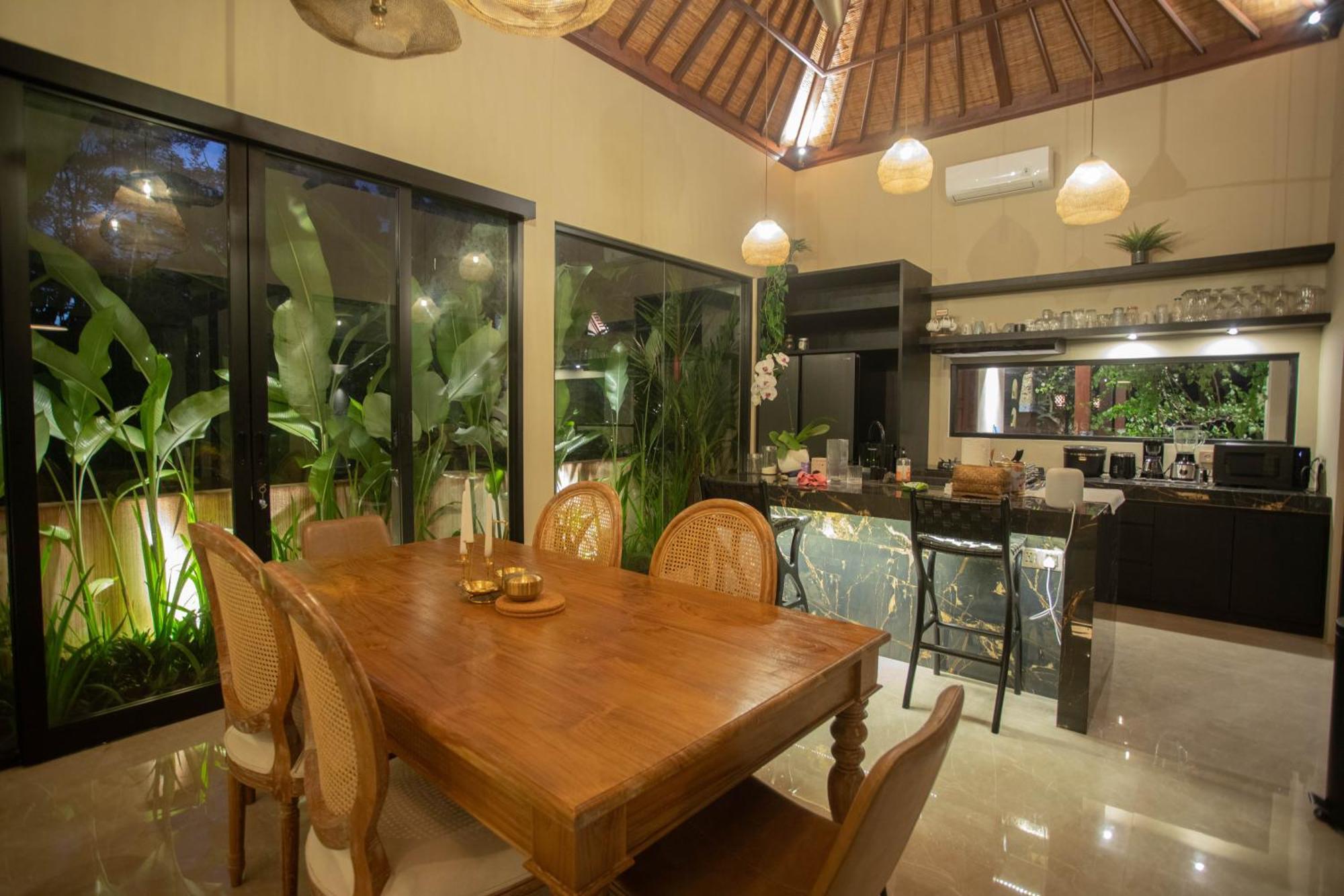 Adi Laxmi Villa Ubud Esterno foto
